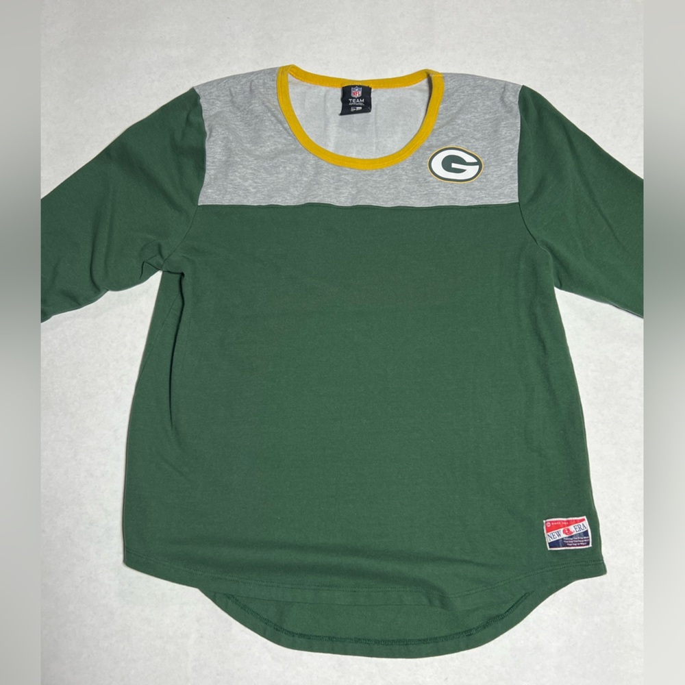 Green Bay Packers New Era NFL Team apparel half sleeve shirt size XL.